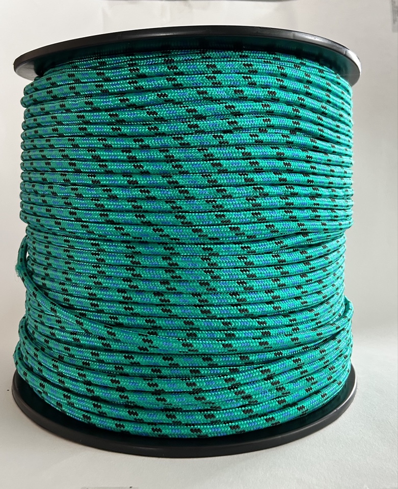 Шнур плетеный полипропиленовый с сердечником 3мм
